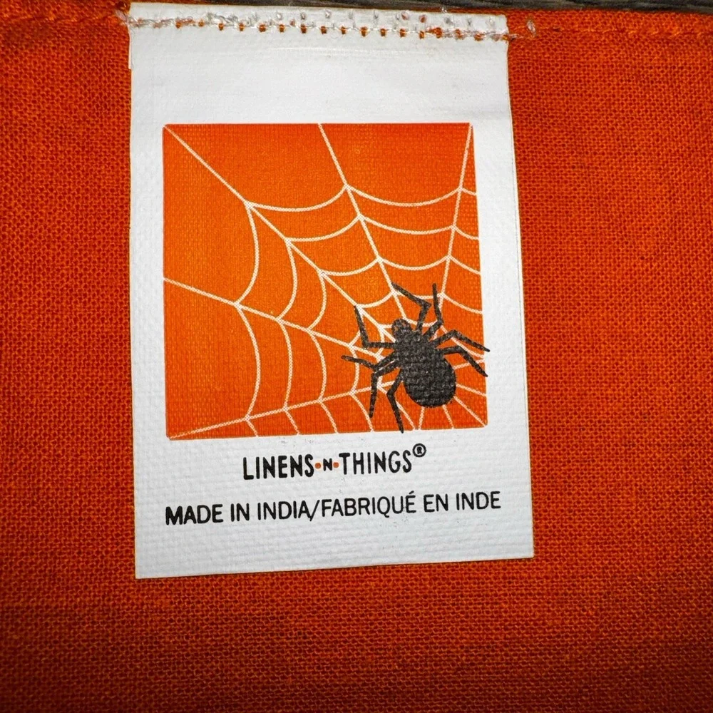 Linens&things‎ Halloween Table Mat placement Quilted Witch Spider Ghost Pumpkin